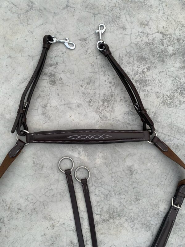 Saddlery Goods High Quality Premium Leather Horse Breastplate | 3-Point Breastplate - Image 3